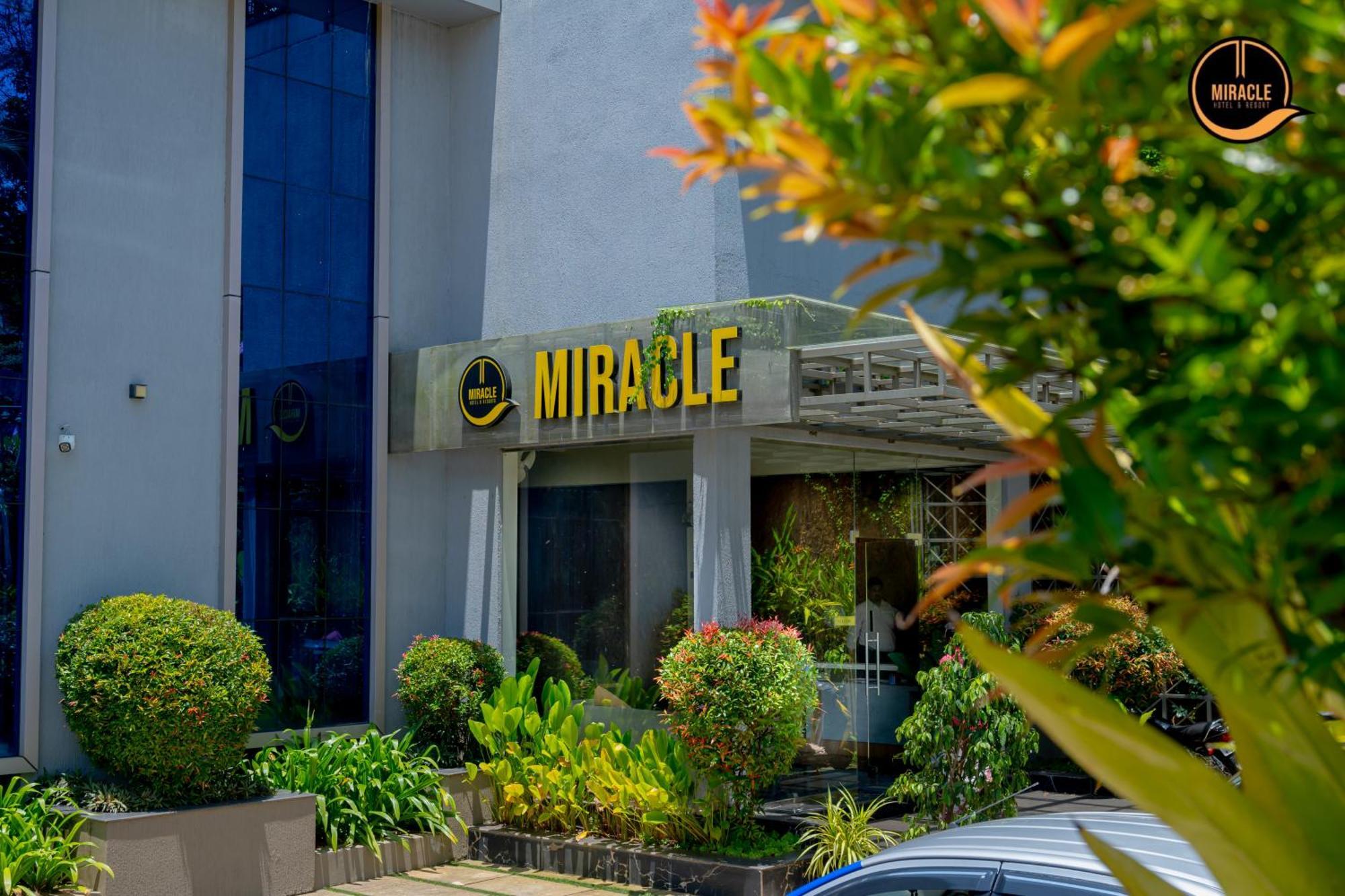 Miracle Hotel And Resorts Kozhikode Exteriör bild